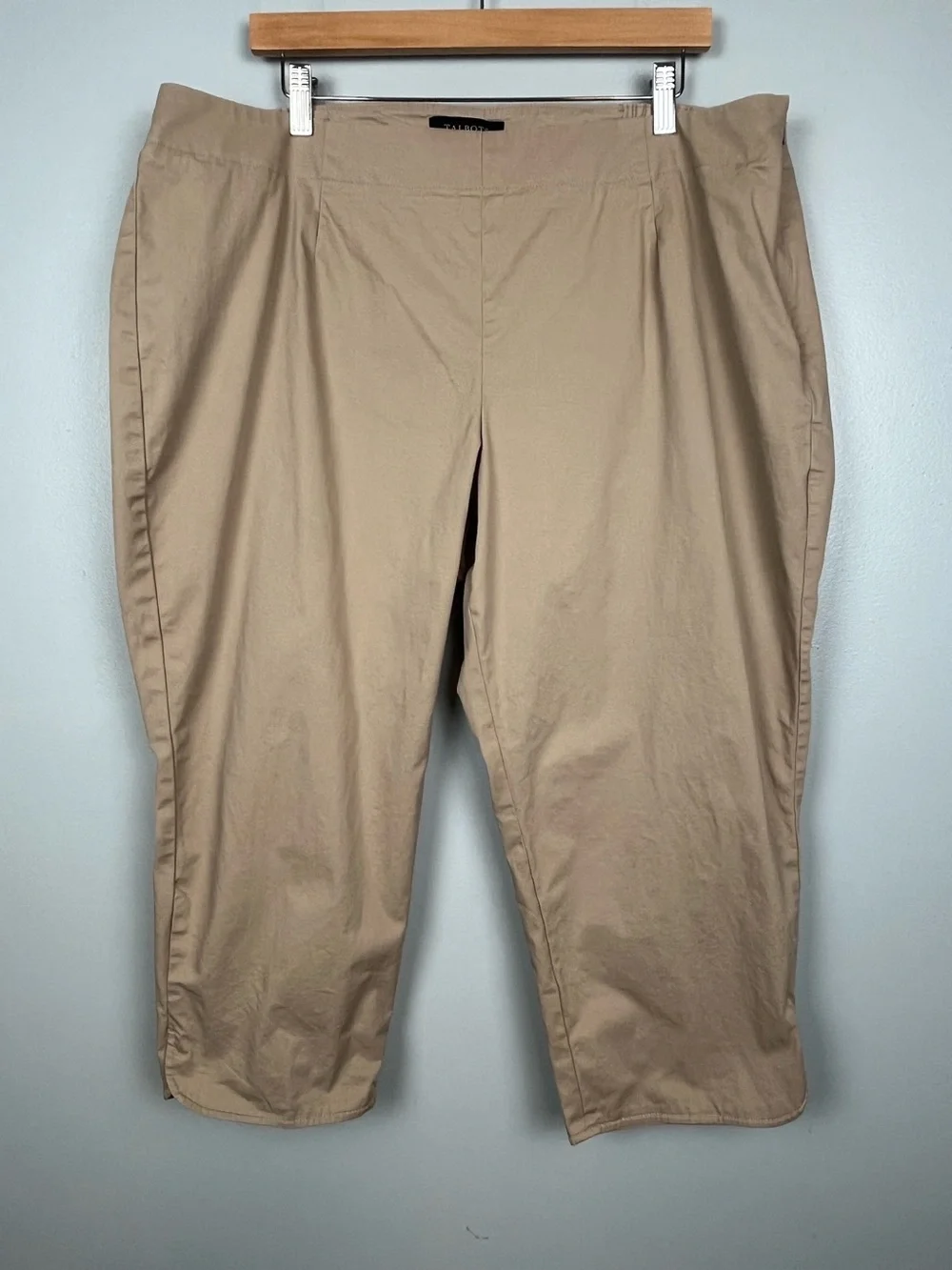Talbots khaki Heritage side zip capri length pants, 20W petite.